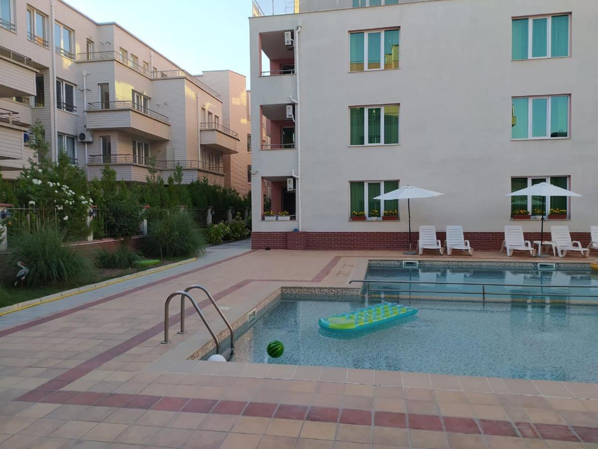 Apartment In Complex Tara Ravda Kültér fotó