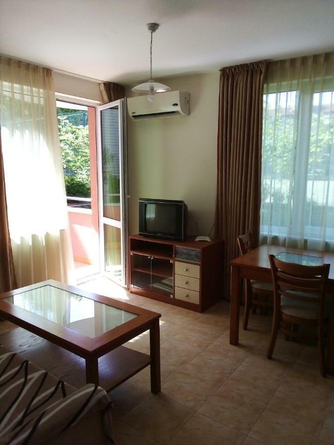 Apartment In Complex Tara Ravda Kültér fotó